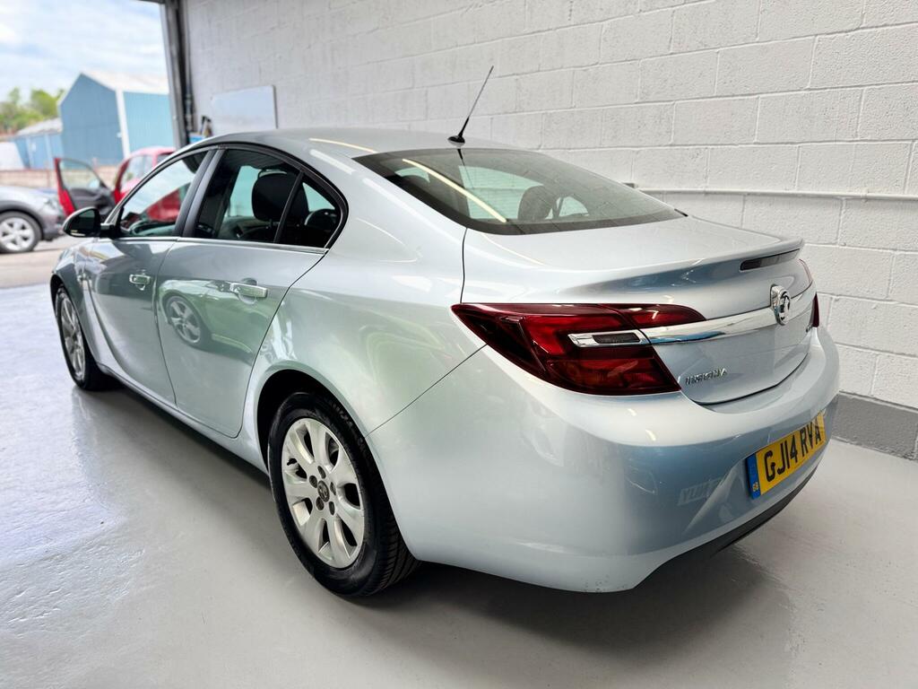 Vauxhall Insignia Saloon GJ14RVA #4