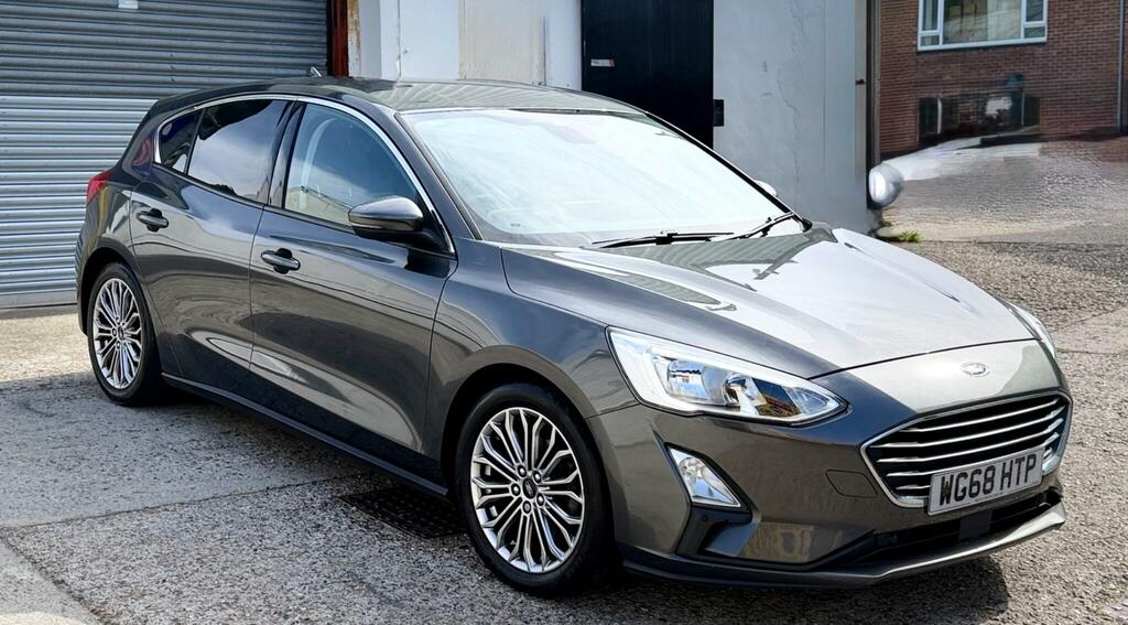 Ford Focus Hatchback
