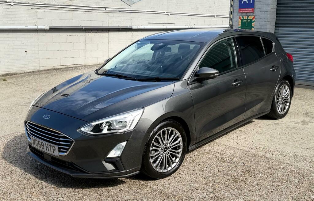 Ford Focus Hatchback WG68HTP #2