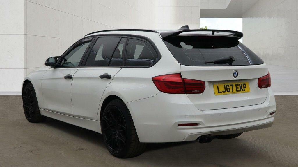 BMW 3 Series Estate LJ67EKP #4