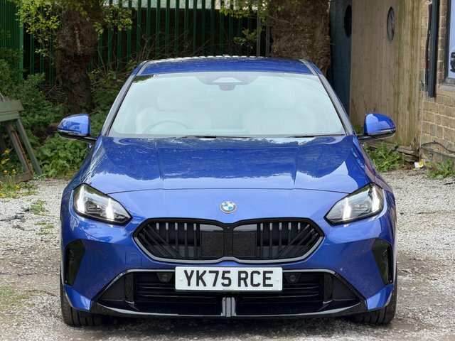 BMW 1 Series Hatchback YK75RCE Blue #3