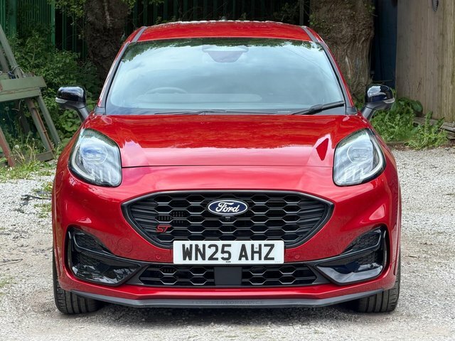 Ford Puma Suv WN25AHZ Red #2