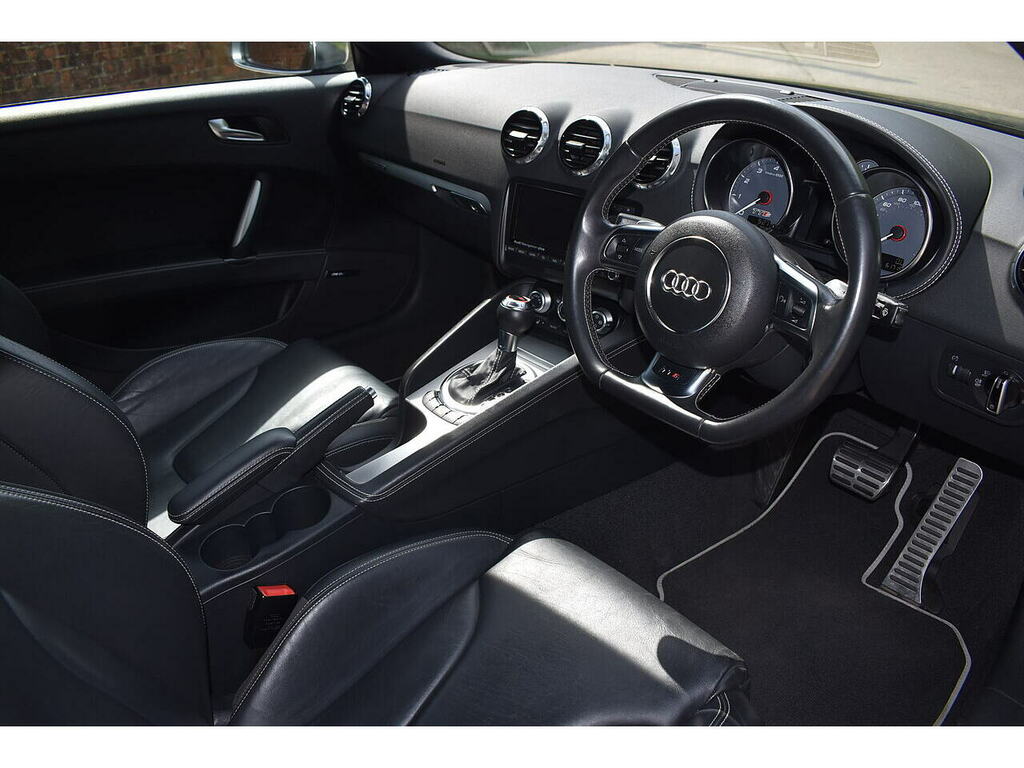 Audi TTS Black Edition Black #23