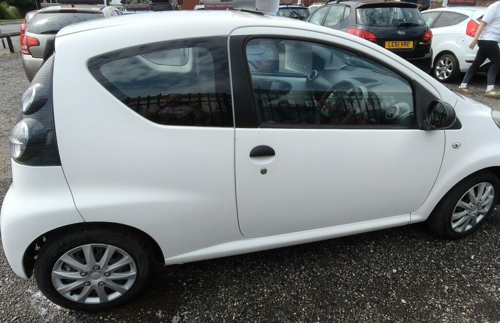 Citroen C1 Hatchback YG61MYW Black #4