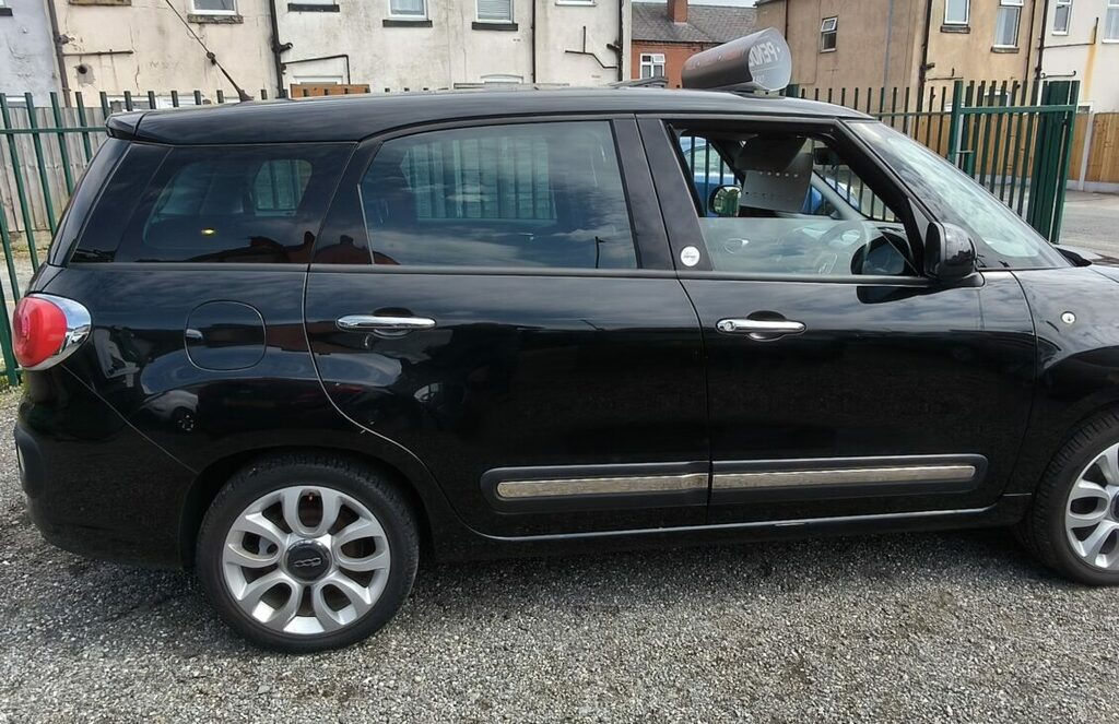 Fiat 500L Hatchback R063HSJ Red #4