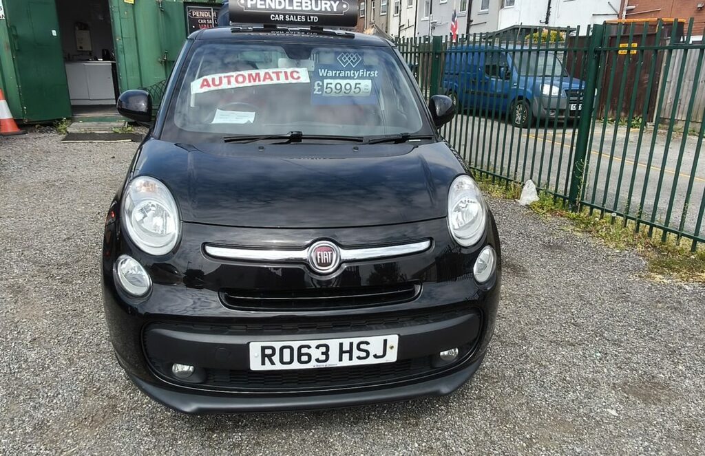 Fiat 500L Hatchback Red