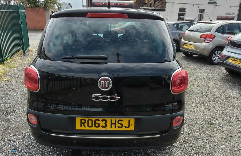 Fiat 500L Hatchback R063HSJ Red #3