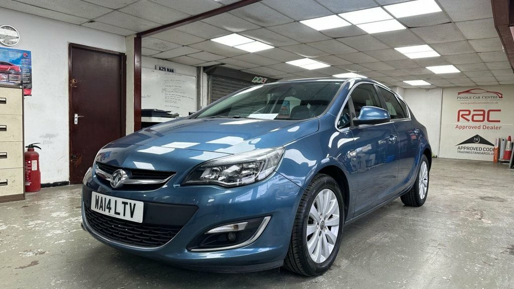 Vauxhall Astra 2L Elite Blue #4