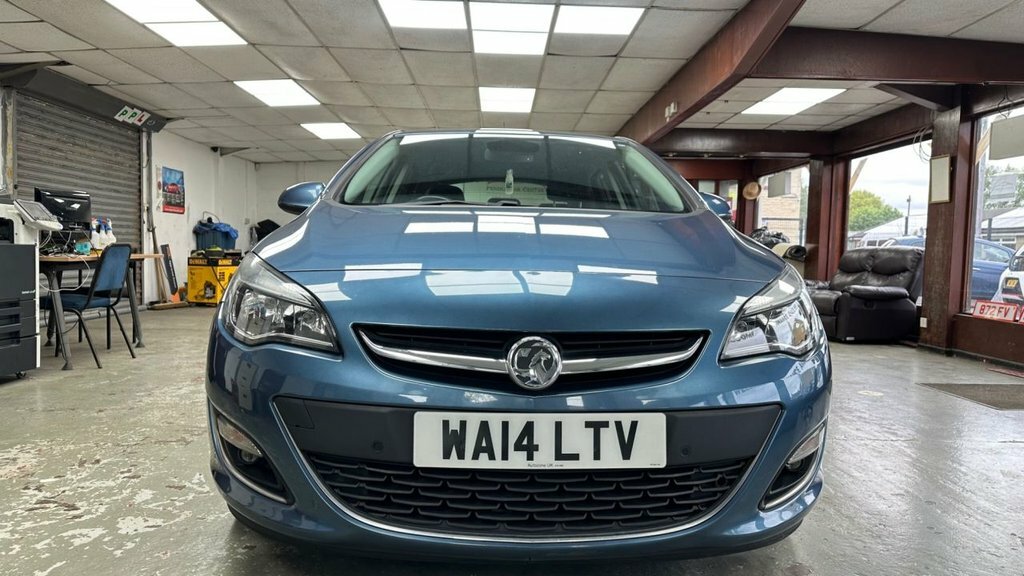 Vauxhall Astra 2L Elite Blue #2