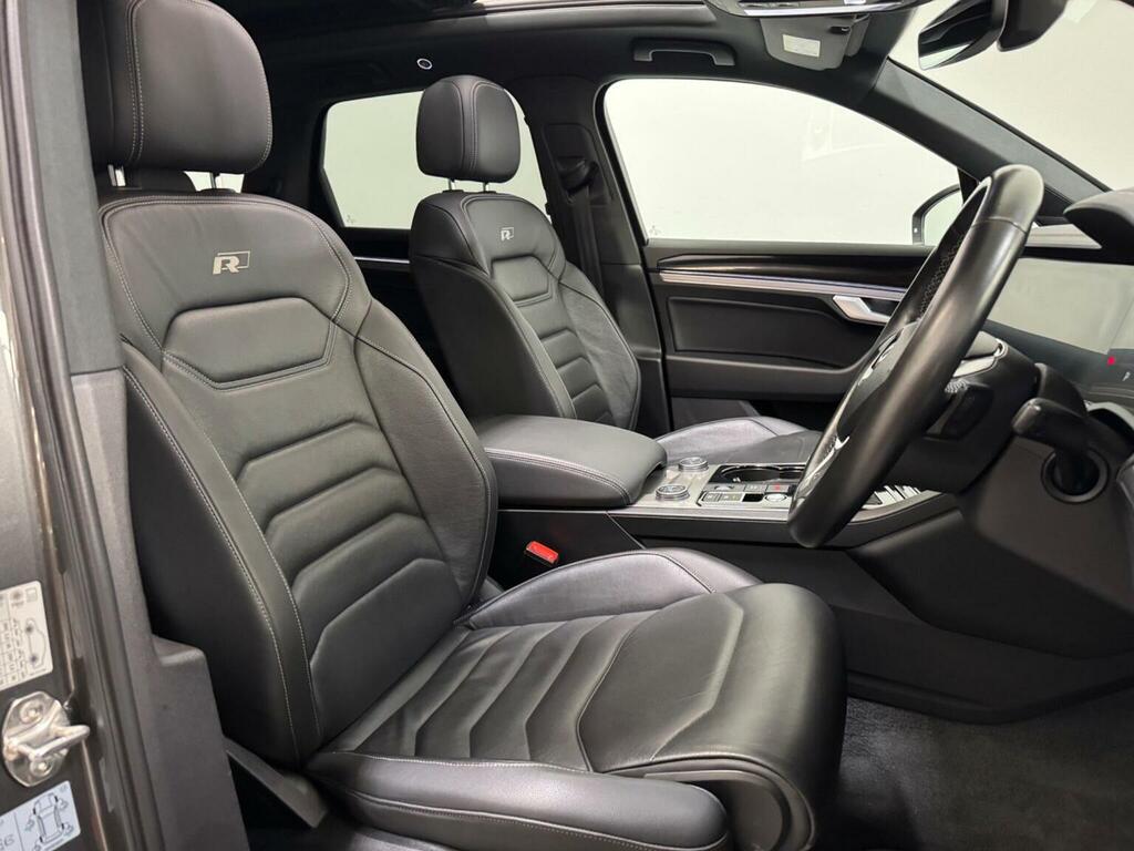 Volkswagen Touareg Suv 3.0 Tdi V6 Black Edition Tiptronic 4Motion Eur DG20ZSD Grey #3