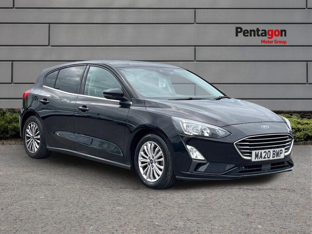 Ford Focus 1.0T Ecoboost Titanium Hatchback Black