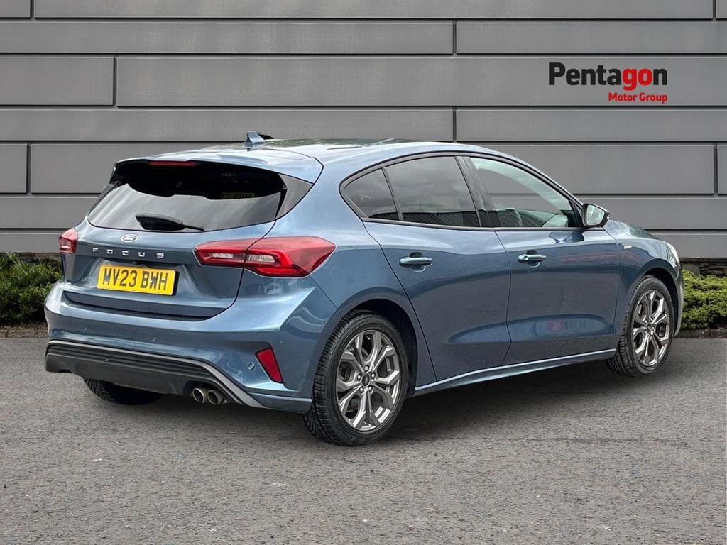 Ford Focus 1.0T Ecoboost St Line Hatchback MV23BWH Blue #4