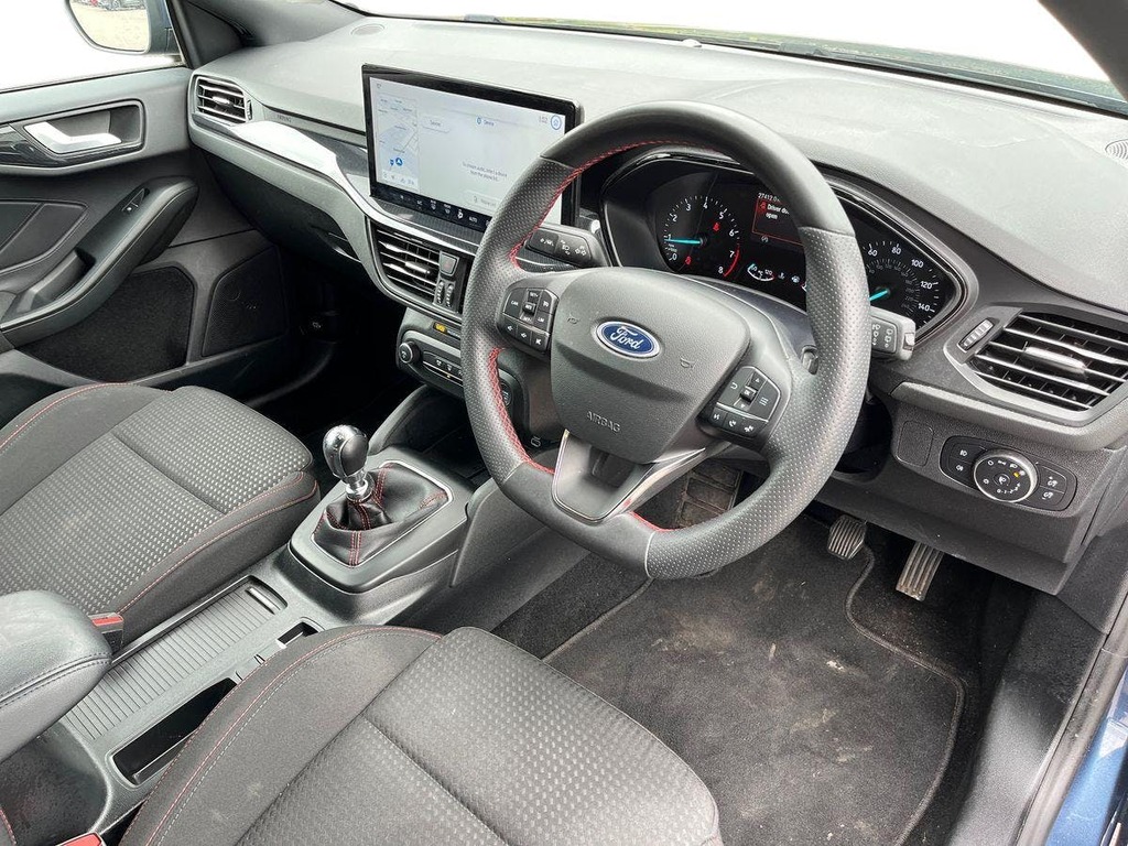 Ford Focus 1.0T Ecoboost St Line Hatchback MV23BWH Blue #5
