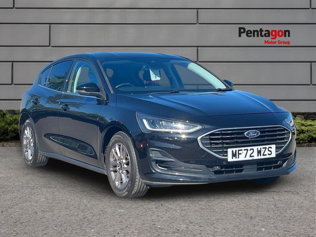 Ford Focus 1.0T Ecoboost Titanium Hatchback Black