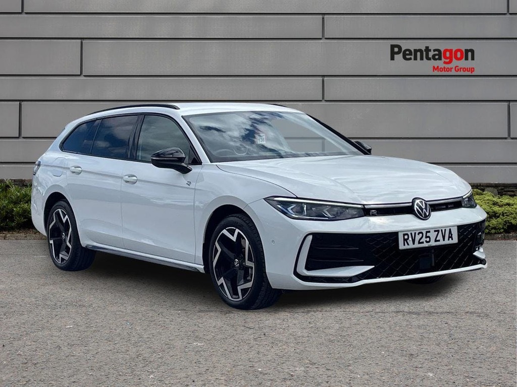 Volkswagen Passat 1.5 Tsi Ehybrid 19.7Kwh R Line Estate P White