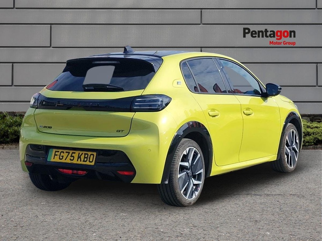 Peugeot e-208 50Kwh Gt Hatchback 7.4Kw Charge FG75KBO Yellow #4
