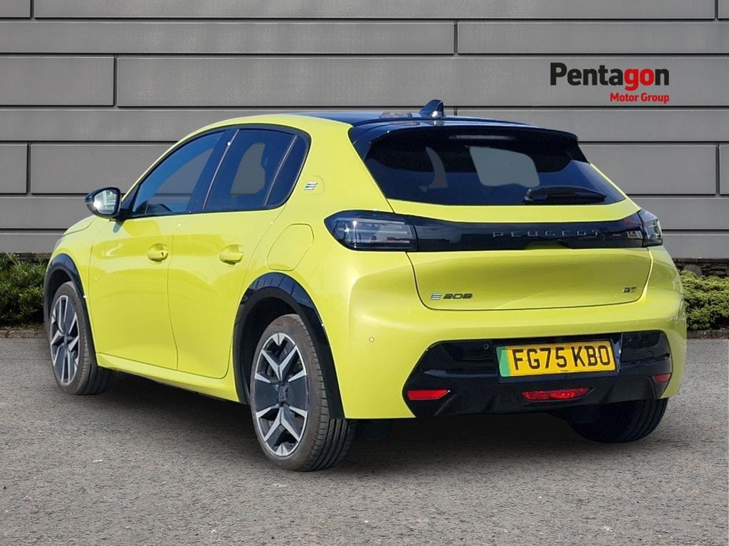 Peugeot e-208 50Kwh Gt Hatchback 7.4Kw Charge FG75KBO Yellow #2