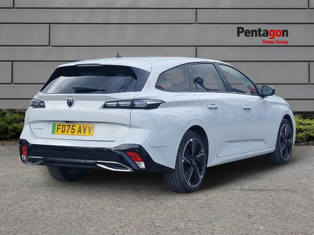 Peugeot 308 SW 54Kwh Allure Estate 156 Ps FD75AVV White #4