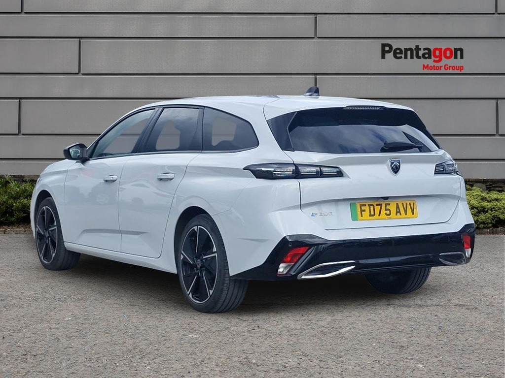 Peugeot 308 SW 54Kwh Allure Estate 156 Ps FD75AVV White #2