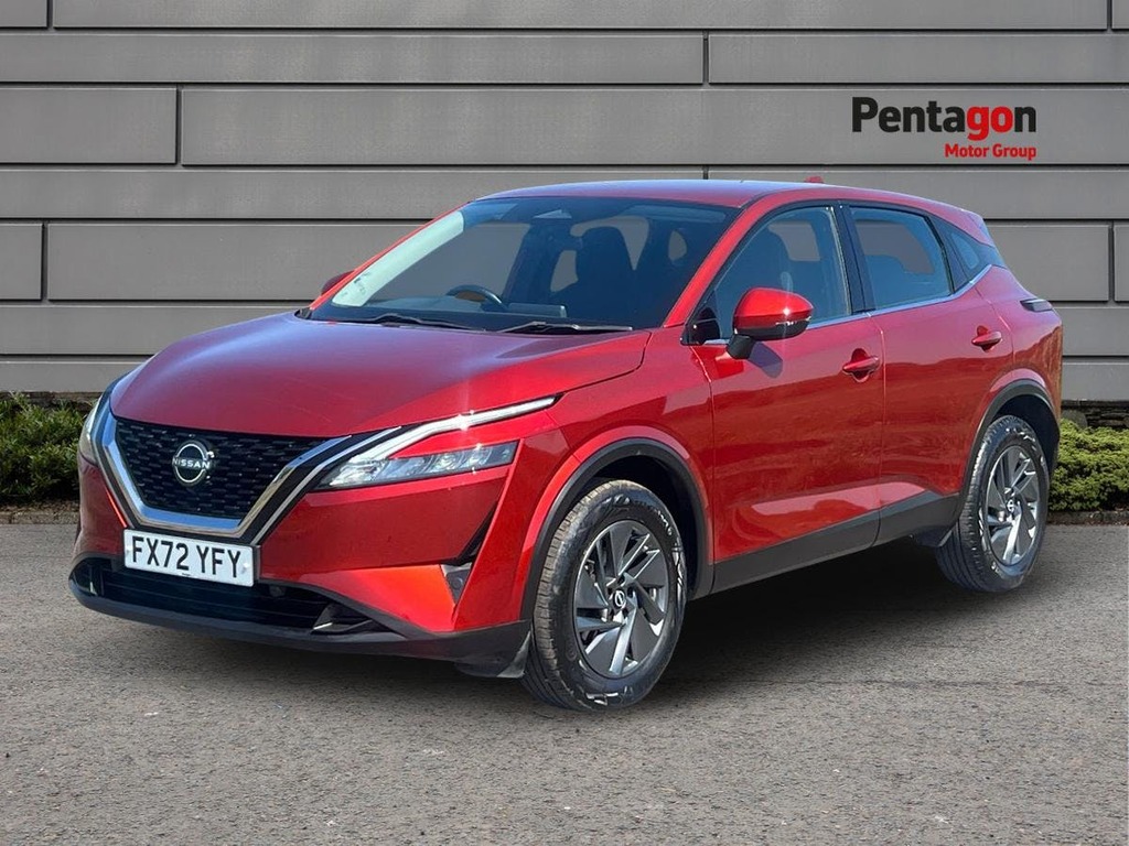 Nissan Qashqai 1.3 Dig T Mhev Acenta Premium Suv Hybri FX72YFY Red #3