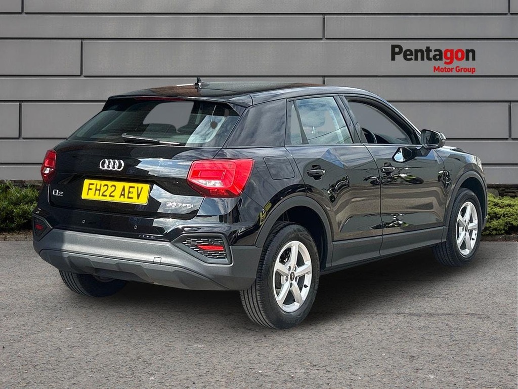 Audi Q2 1.0 Tfsi 30 Technik Suv Euro 6 FH22AEV Black #4