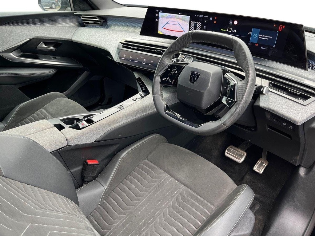 Peugeot 3008 73Kwh Gt Suv 210 Ps EX74ZFS Black #5