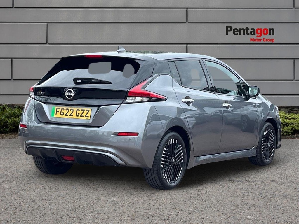 Nissan Leaf 39Kwh N Connecta Hatchback 150 FG22GZZ Grey #4