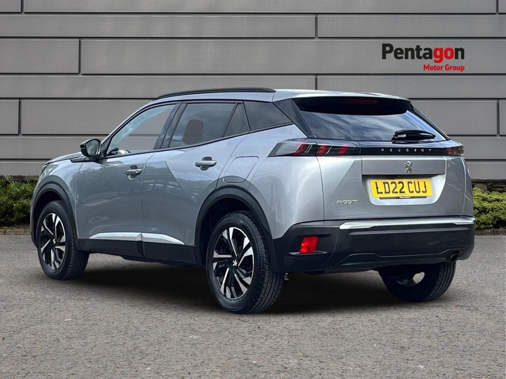 Peugeot 2008 1.2 Puretech Allure Premium Suv LD22CUJ Silver #2