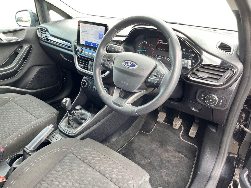 Ford Fiesta 1.0T Ecoboost Titanium Hatchback MM72UWG Black #5