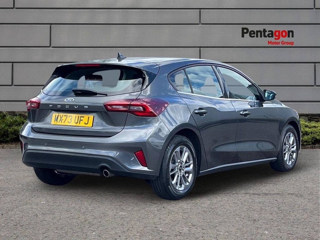 Ford Focus 1.0T Ecoboost Titanium Hatchback MX73UFJ Silver #4