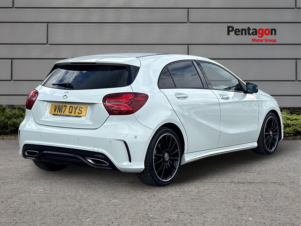 Mercedes-Benz A Class 1.6 A180 Amg Line Premium Plus Hatchback Pet VN17OYS White #4