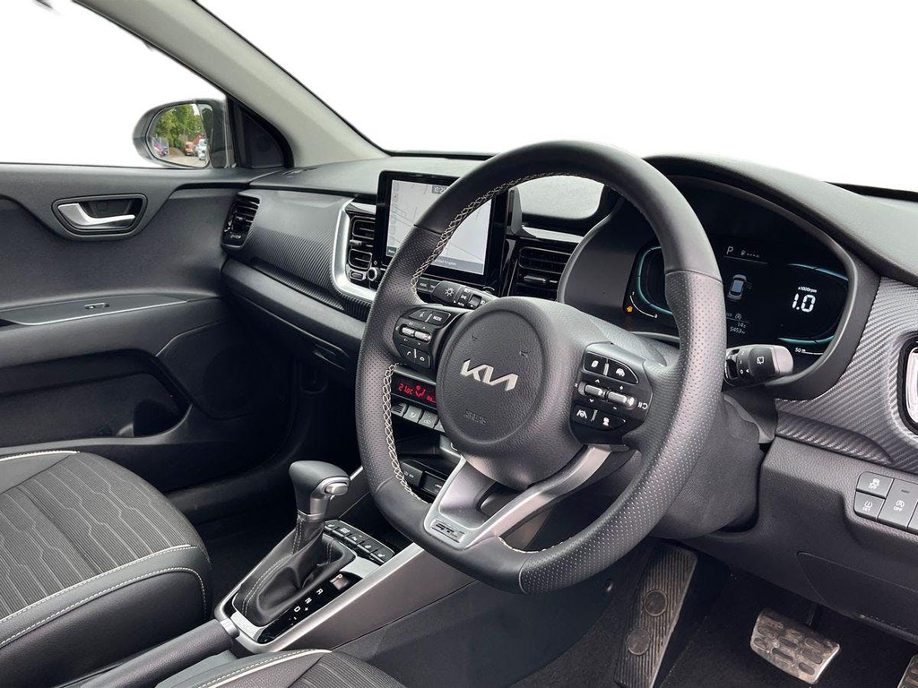 Kia Stonic 1.0 T Gdi Mhev Gt Line S Suv Hybrid Dct White #5