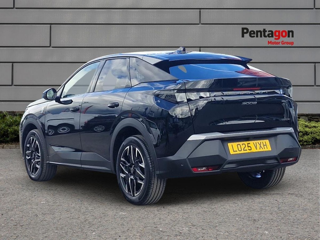 Peugeot 3008 1.2 Gt Suv Hybrid E Dsc6 Euro 6 Ss LO25VXH Black #2