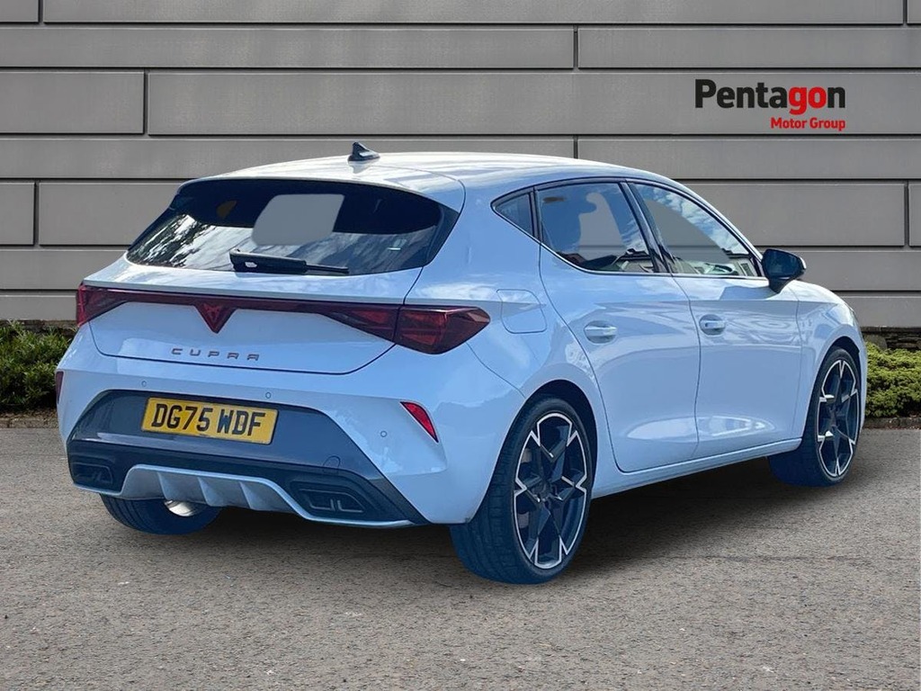 Cupra Leon 1.5 Etsi V2 Hatchback Hybrid Dsg Euro 6 DG75WDF White #4