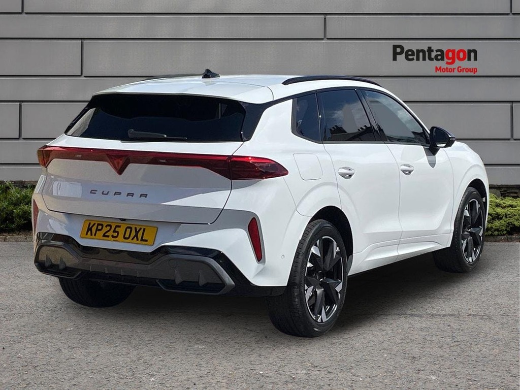 Cupra Terramar 1.5 Etsi V2 Suv Hybrid Dsg Euro 6 Ss KP25OXL White #4