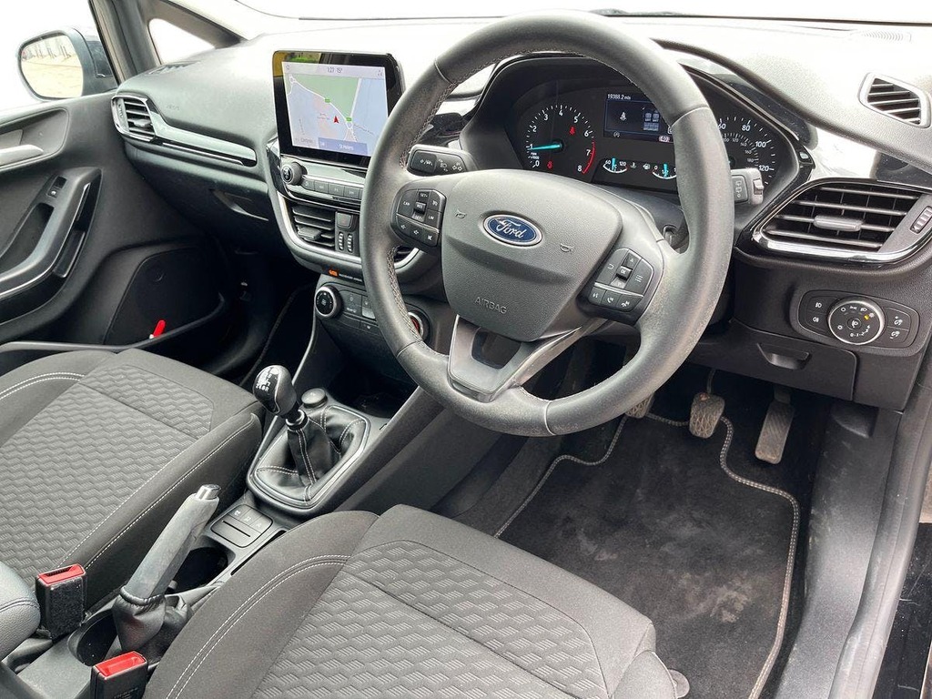 Ford Fiesta 1.0T Ecoboost Titanium Hatchback MM72UYA Black #5