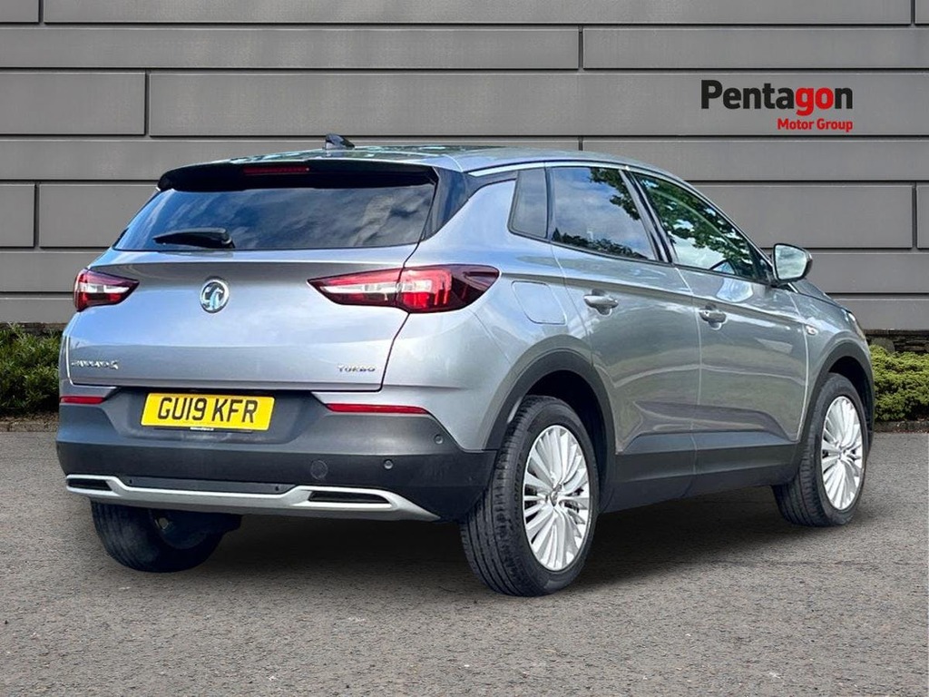 Vauxhall Grandland X 1.2 Turbo Gpf Tech Line Nav Suv GU19KFR Grey #4