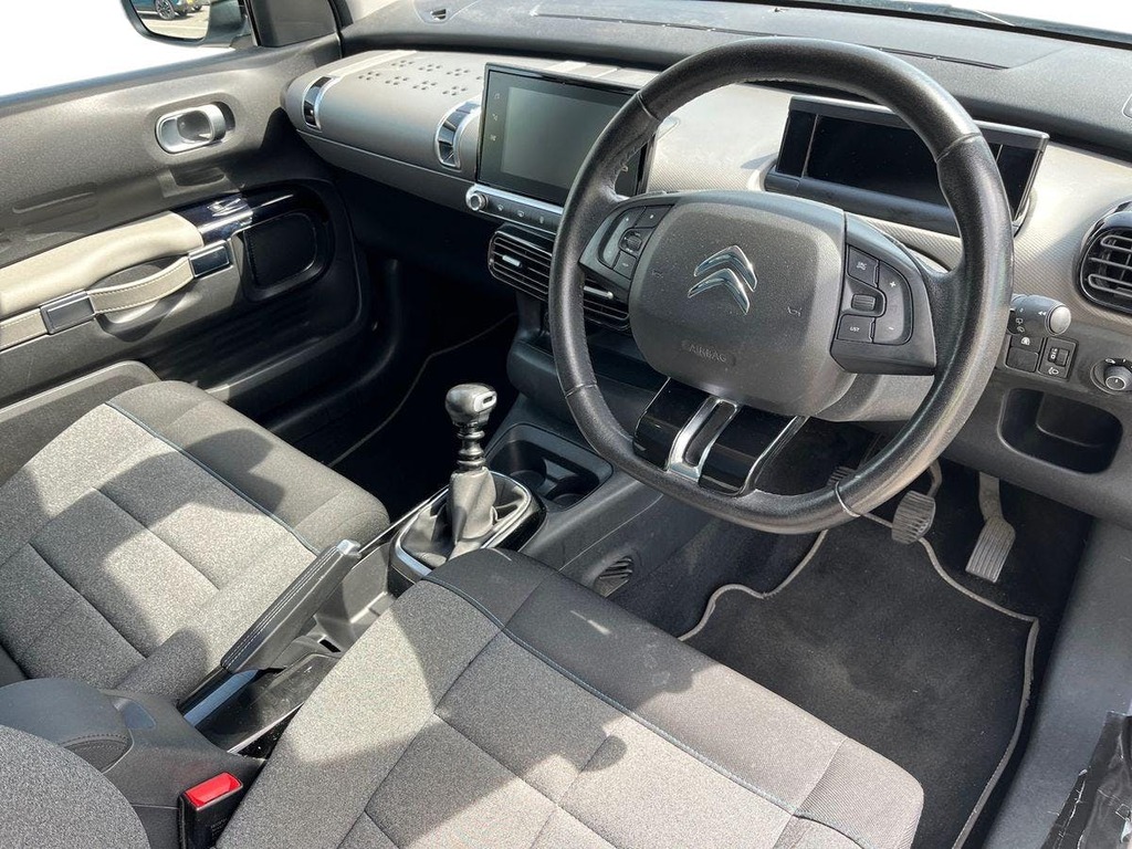 Citroen C4 Cactus 1.2 Puretech Flair Hatchback Eur KJ68LSV White #5