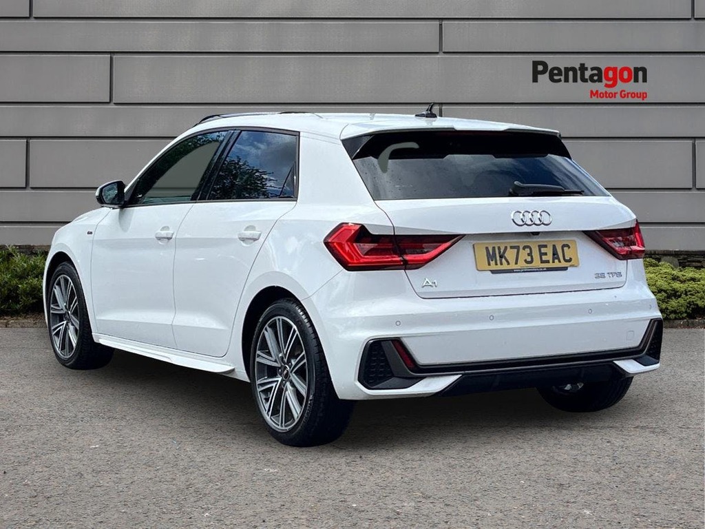 Audi A1 1.5 Tfsi 35 S Line Sportback S Tronic E MK73EAC White #2