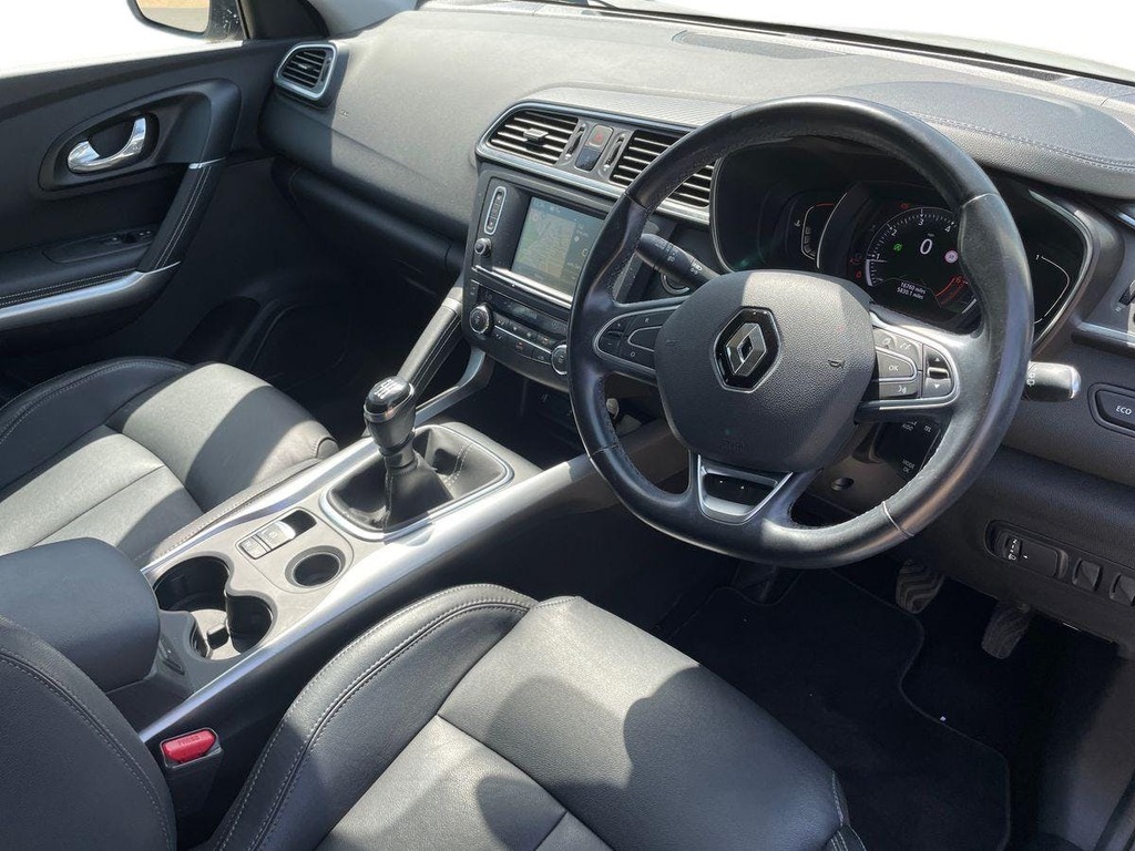 Renault Kadjar 1.3 Tce Signature S Nav Suv Euro White #5