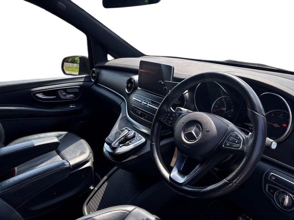 Mercedes-Benz V Class 2.0 V300d Amg Line Mpv G Tronic Plus Eu BF69VYY Black #5