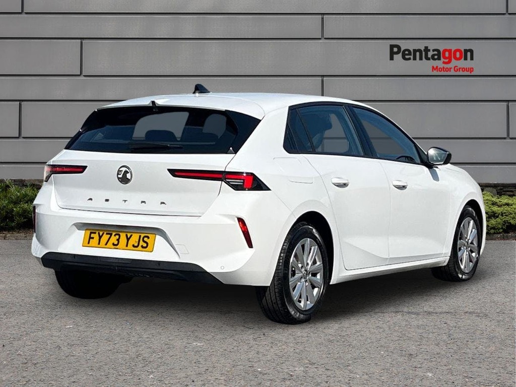 Vauxhall Astra 1.2 Turbo Design Hatchback Euro FY73YJS White #3