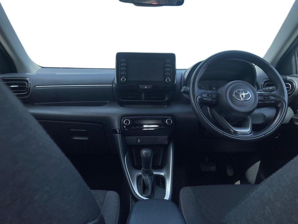 Toyota Yaris 1.5 Vvt H Icon Hatchback Hybrid E Cvt E YP72ZGR Brown #6
