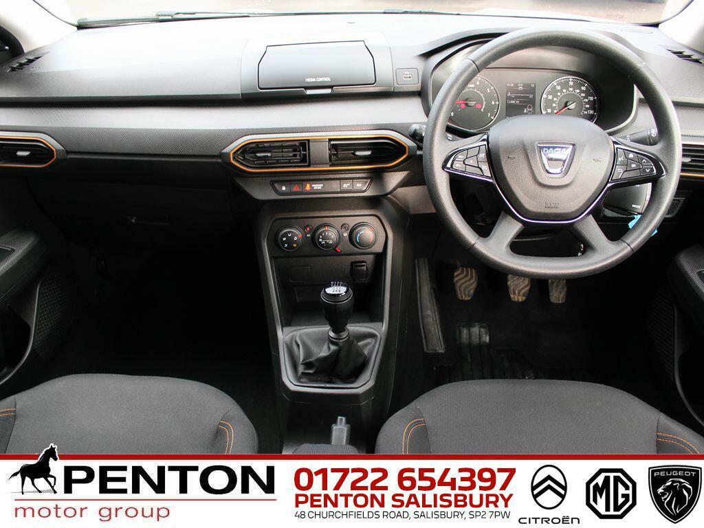 Dacia Sandero Stepway 1.0 Tce Essential Euro 6 Ss HG72KVP White #5