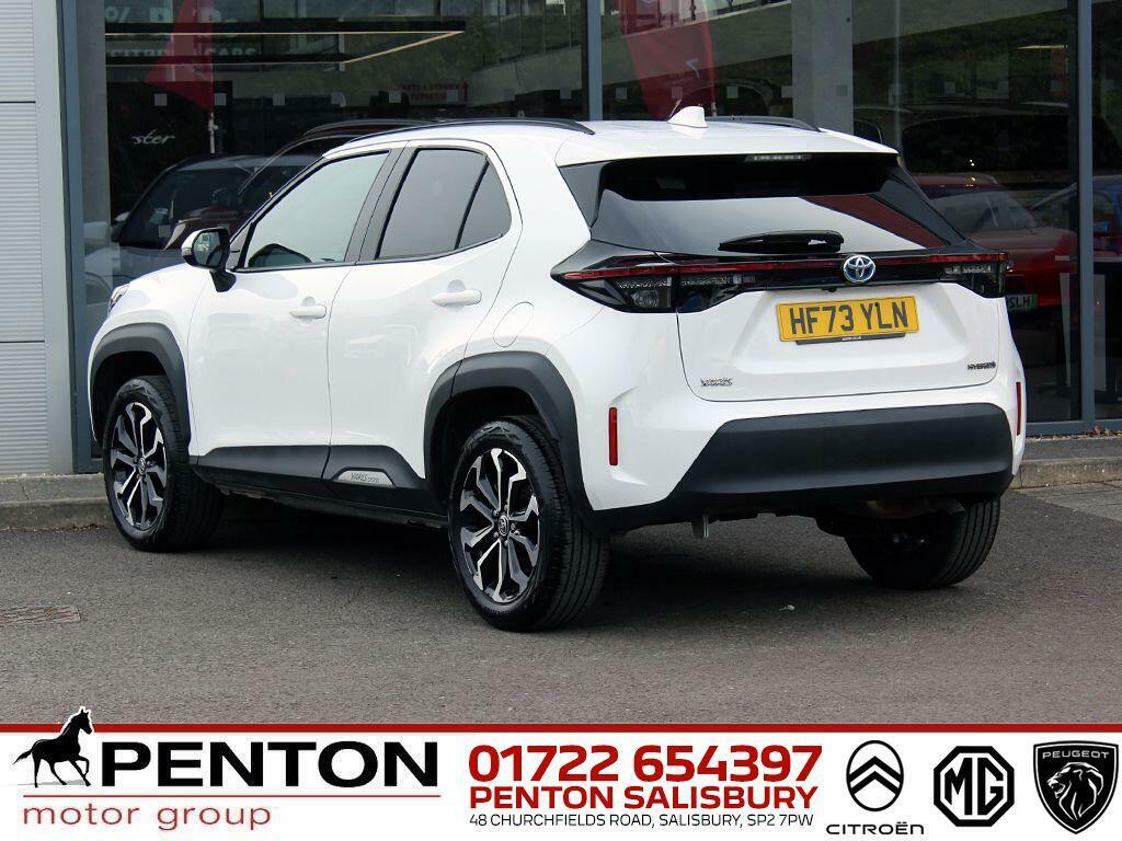 Toyota Yaris Cross 1.5 Vvt-h Design E-cvt Euro 6 Ss HF73YLN White #3