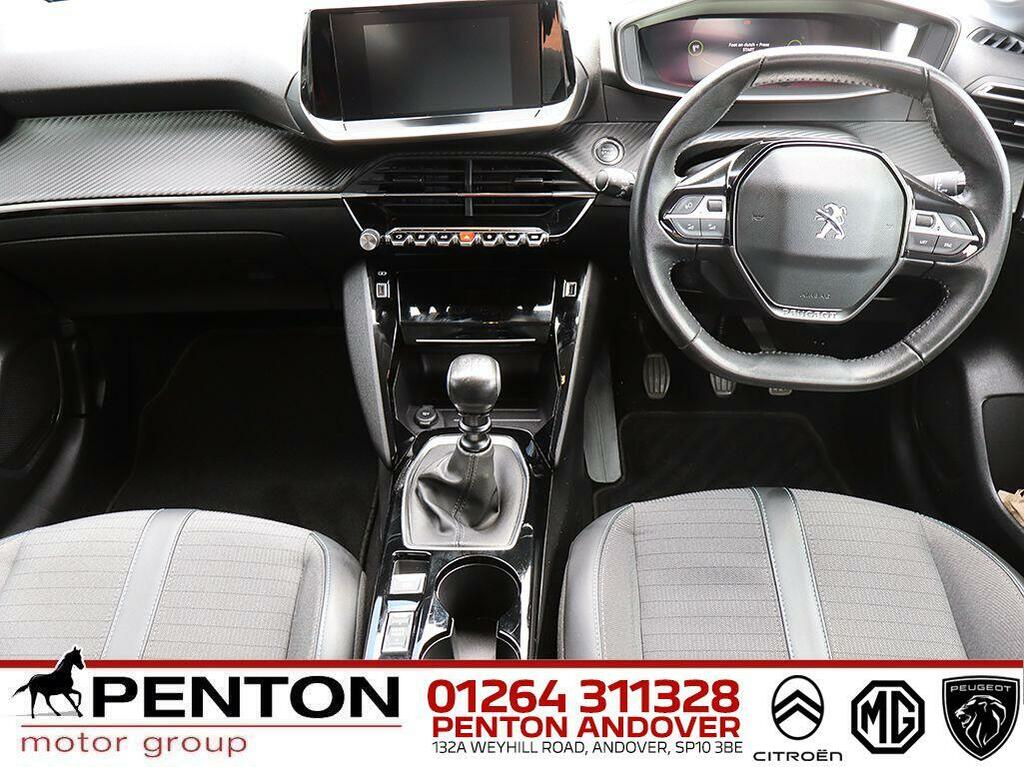Peugeot 208 1.2 Puretech Allure Premium Euro 6 Ss WM21VBG Red #4