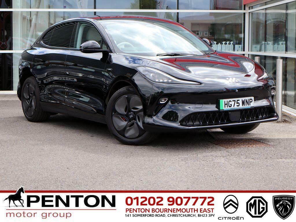 MG IM6 100Kwh Long Range Black