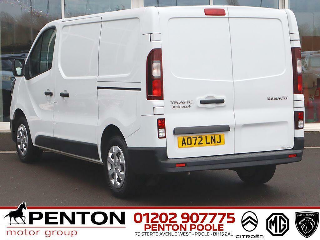Renault Trafic 2.0 Dci Blue Sl28 Business L1 H1 Euro 6 Ss AO72LNJ White #4