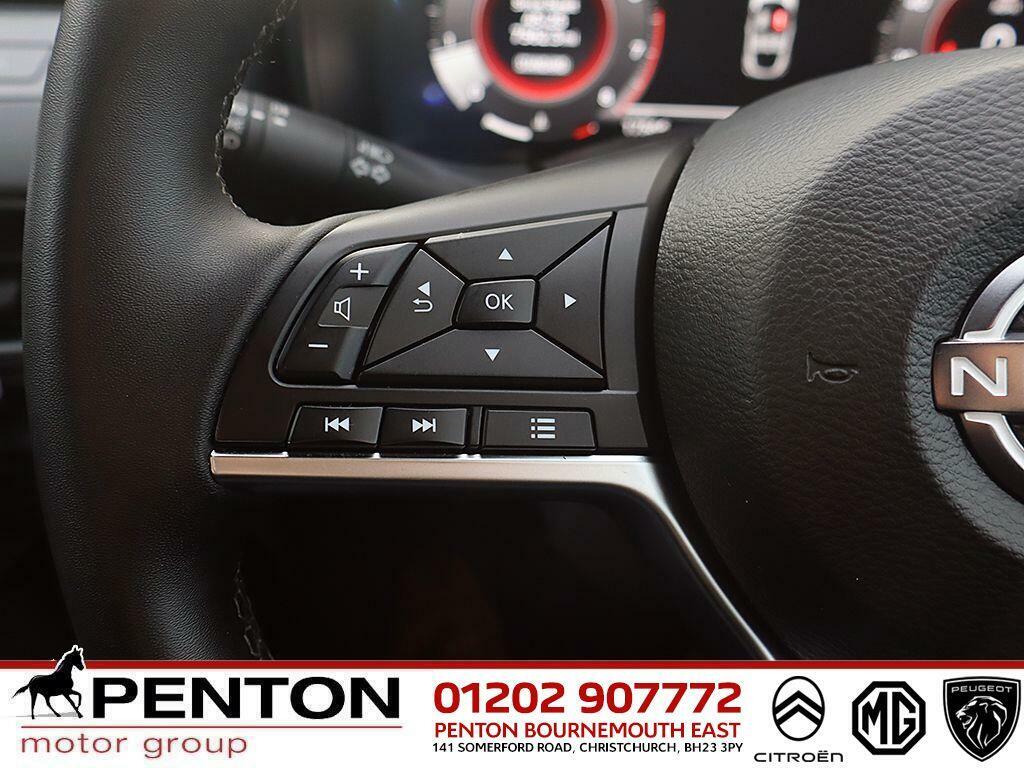 Nissan Juke 1.0 Dig-t N-connecta Euro 6 Ss MT74RXW Black #6