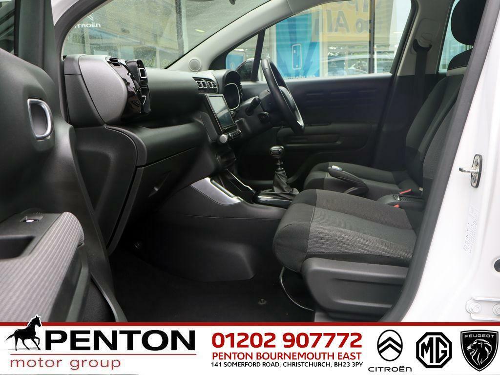 Citroen C3 Aircross 1.2 Puretech Shine Euro 6 Ss LC71UJN White #3
